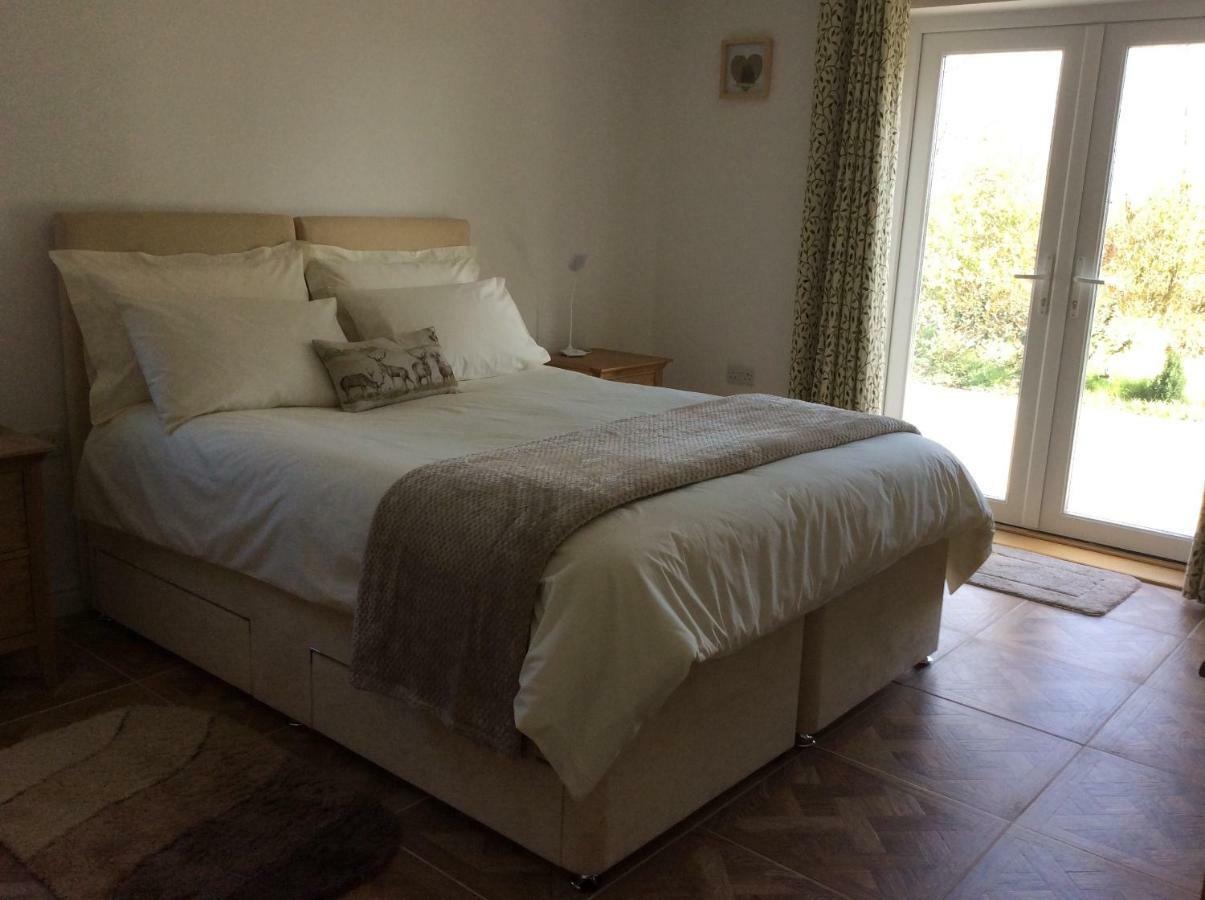 Hotel Pembrokeshire Fields Haverfordwest Exteriér fotografie